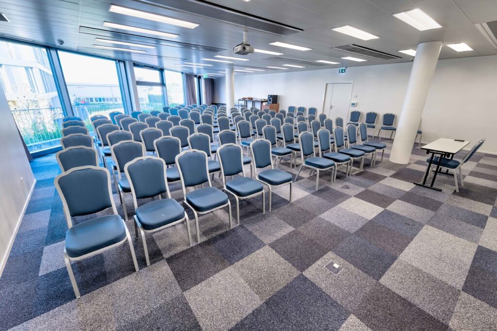 conference room up to 40